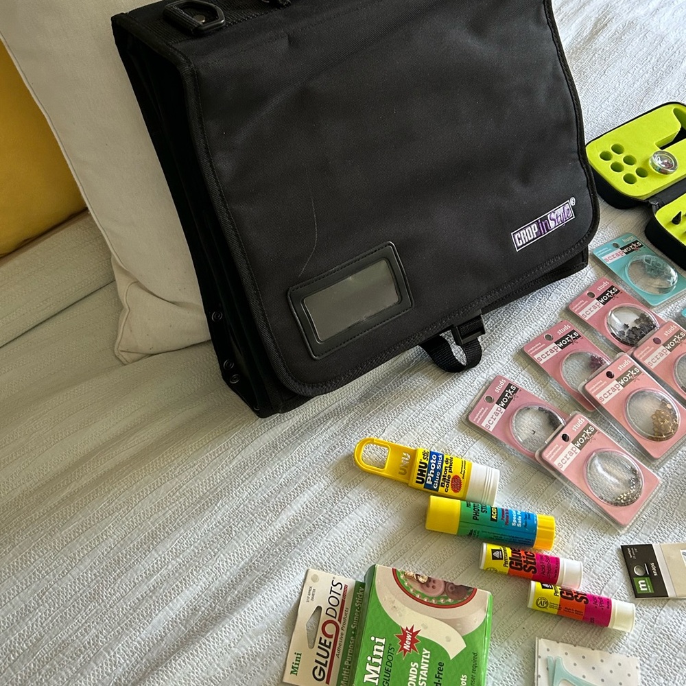 Crafting Essentials Kit - Picture 16 of 16